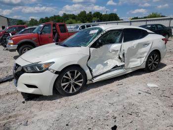  Salvage Nissan Maxima