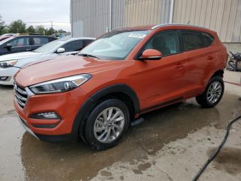  Salvage Hyundai TUCSON