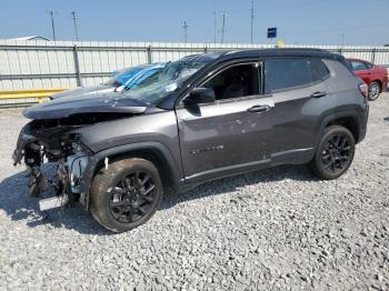  Salvage Jeep Compass