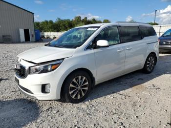  Salvage Kia Sedona