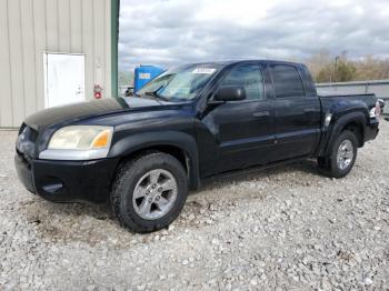  Salvage Mitsubishi Raider