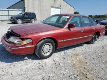  Salvage Ford Crown Vic