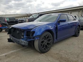  Salvage Chrysler 300