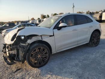  Salvage Porsche Macan