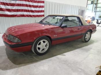  Salvage Ford Mustang