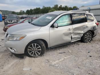  Salvage Nissan Pathfinder