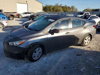  Salvage Nissan Versa