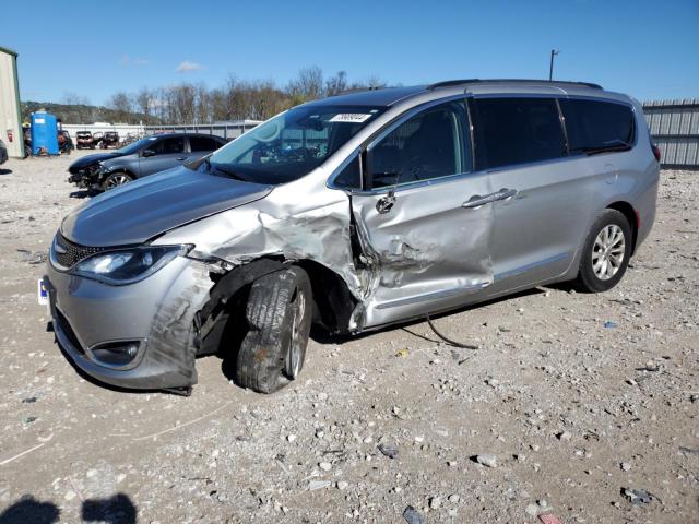  Salvage Chrysler Pacifica