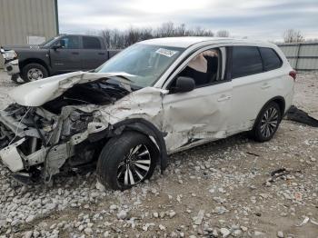  Salvage Mitsubishi Outlander