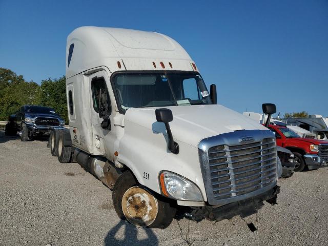  Salvage Freightliner Cascadia 1