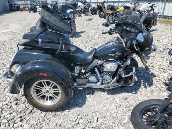  Salvage Harley-Davidson Fl