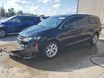  Salvage Chrysler Pacifica