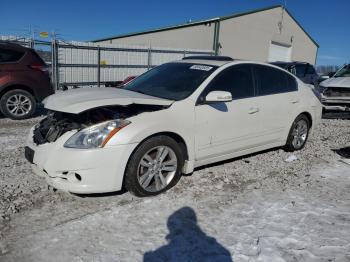  Salvage Nissan Altima