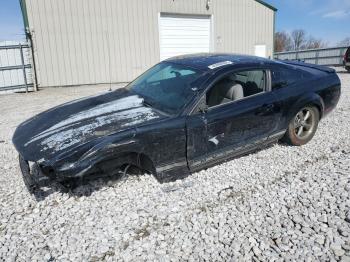  Salvage Ford Mustang