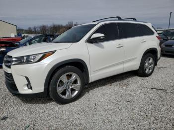  Salvage Toyota Highlander