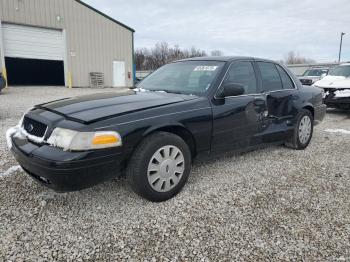  Salvage Ford Crown Vic