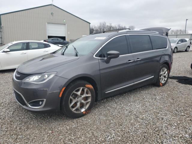  Salvage Chrysler Pacifica