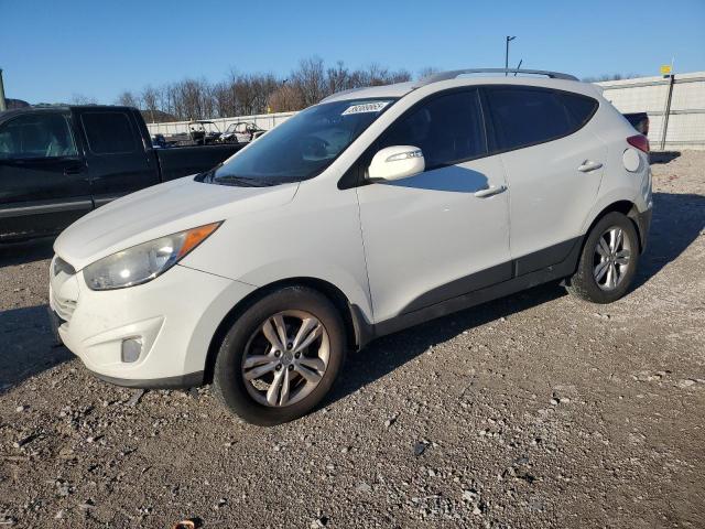  Salvage Hyundai TUCSON