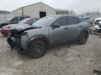  Salvage Nissan Kicks
