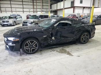  Salvage Ford Mustang