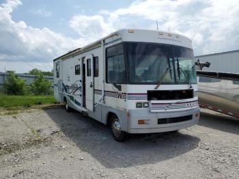 Salvage Winnebago Brave 33v
