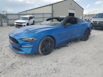  Salvage Ford Mustang