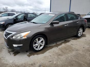  Salvage Nissan Altima