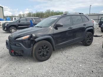  Salvage Jeep Cherokee