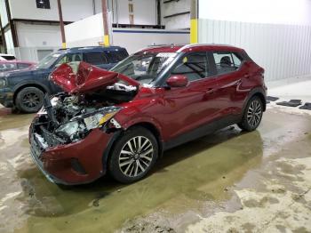  Salvage Nissan Kicks