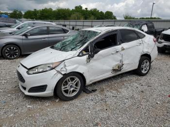  Salvage Ford Fiesta