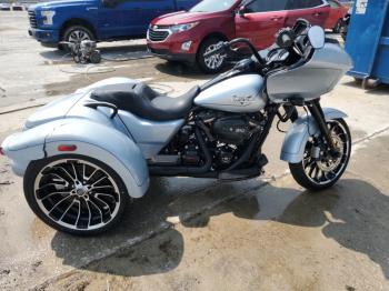  Salvage Harley-Davidson Fltrt