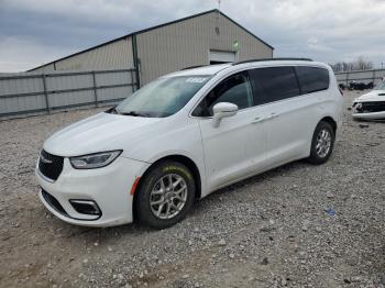  Salvage Chrysler Pacifica