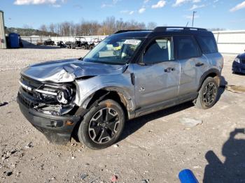  Salvage Ford Bronco