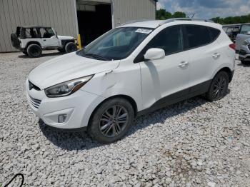  Salvage Hyundai TUCSON