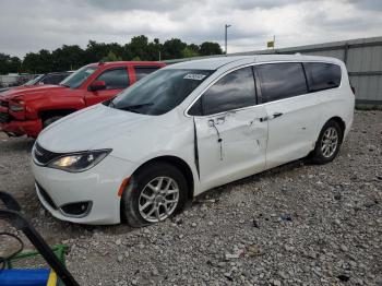  Salvage Chrysler Pacifica