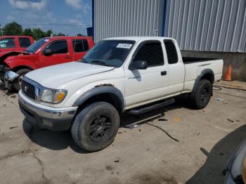  Salvage Toyota Tacoma