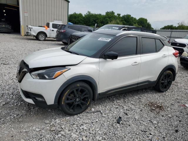  Salvage Nissan Kicks