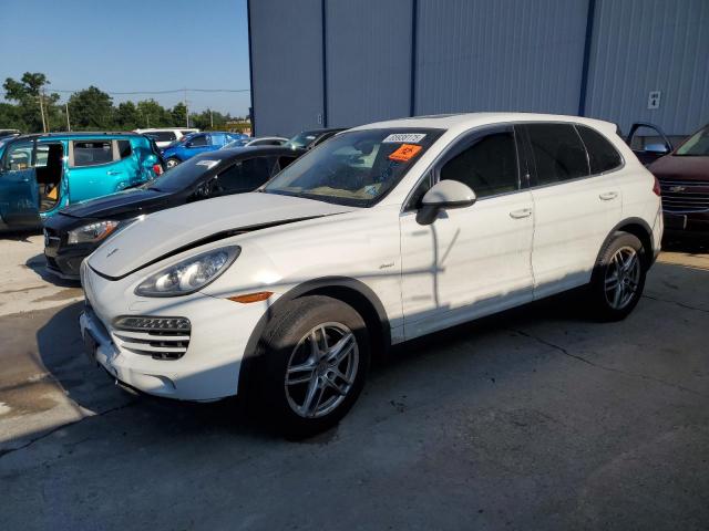  Salvage Porsche Cayenne