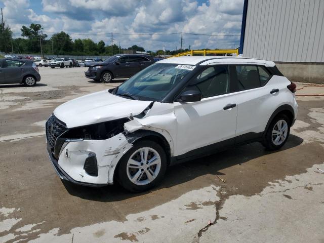  Salvage Nissan Kicks