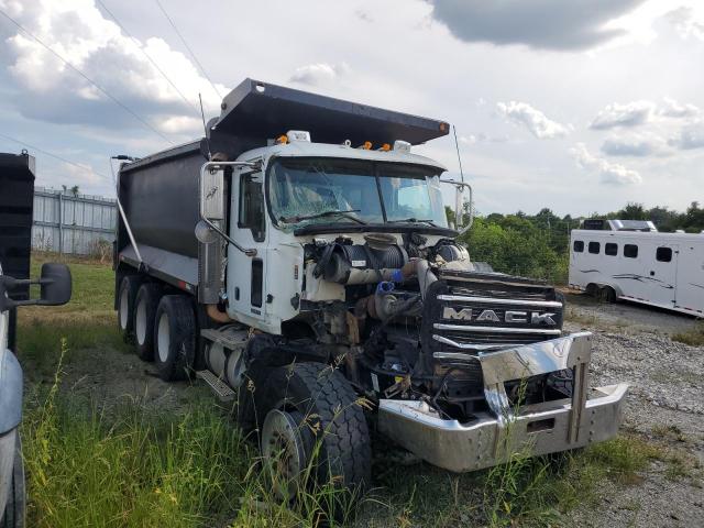  Salvage Mack 700 Cv700