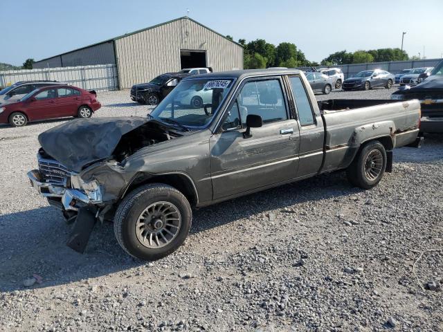  Salvage Toyota Pickup