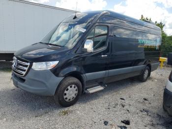 Salvage Mercedes-Benz Sprinter