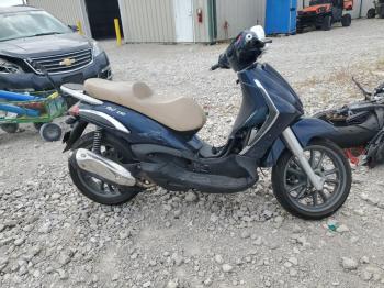  Salvage Piaggio Scooter