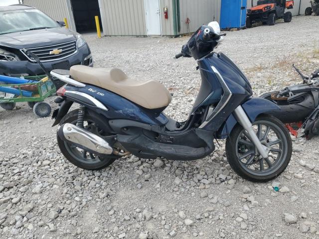  Salvage Piaggio Scooter