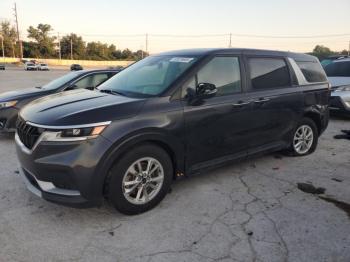  Salvage Kia Carnival