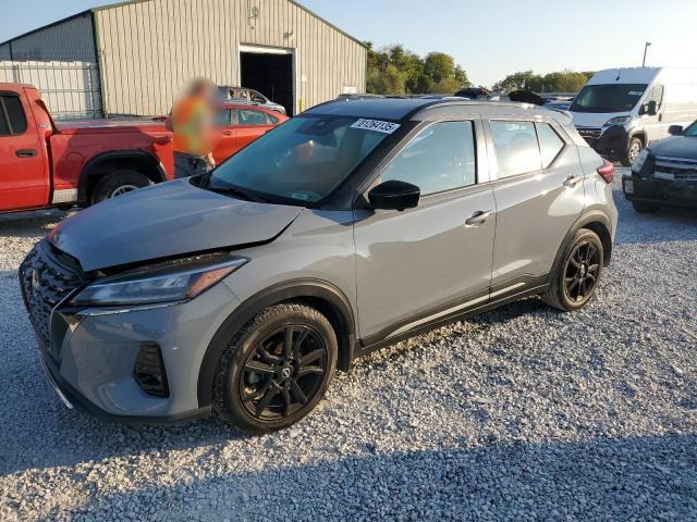  Salvage Nissan Kicks