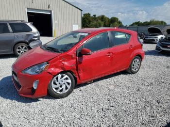  Salvage Toyota Prius