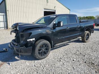  Salvage Nissan Titan