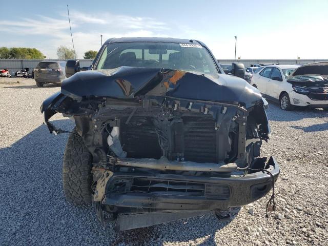 Nissan Titan Sl Image 4