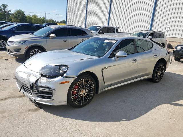  Salvage Porsche Panamera